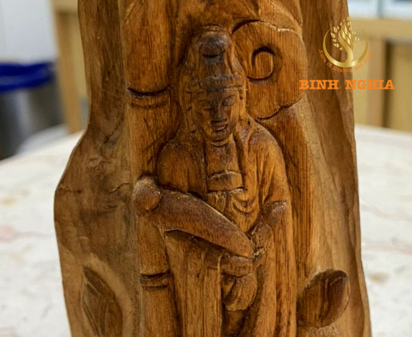 Agarwood (Oud) Carving. Meaning of Using it?